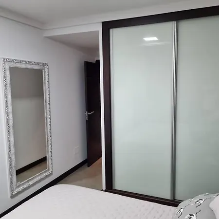 アパート Loft Silgar サンシェンショ